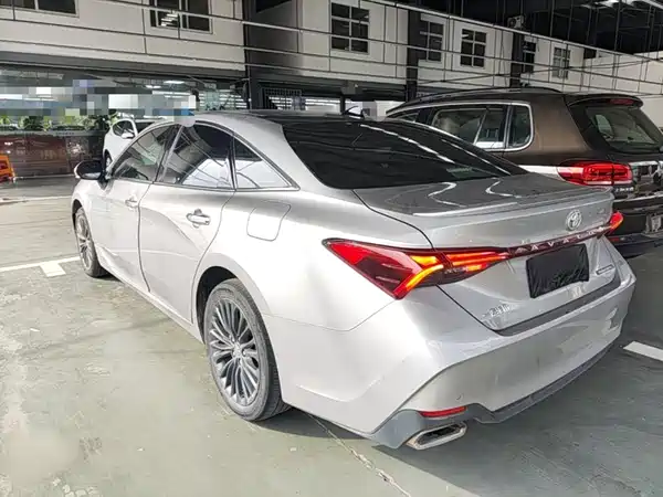 Toyota Avalon 2022