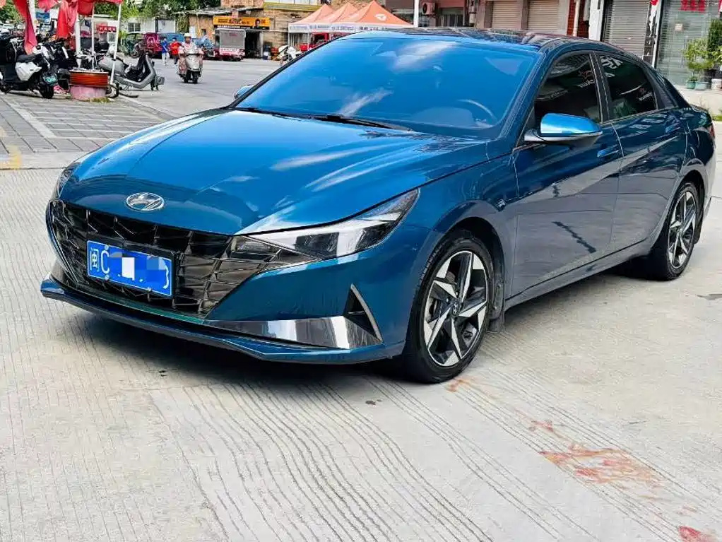 Hyundai Elantra 2021