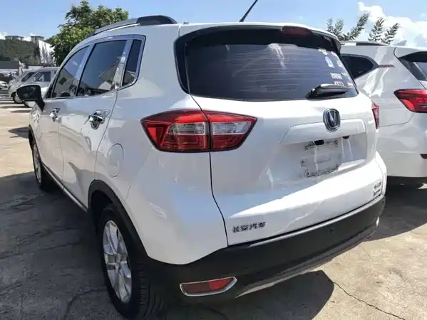 Changan CS15 2016