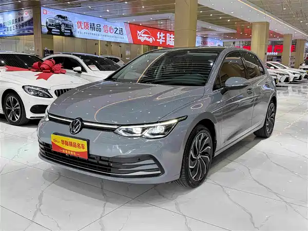 Volkswagen Golf 2022