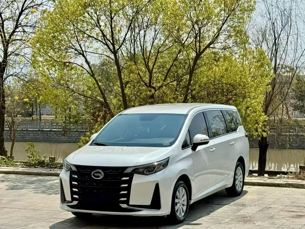 GAC Motor Trumpchi M6 2023 — фото 1