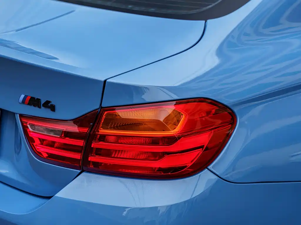 BMW M4 2015 — фото 7