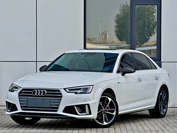 Audi A4L 2020