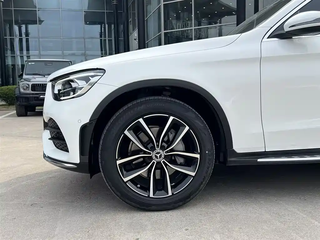 Mercedes-Benz GLC 2021 — фото 4