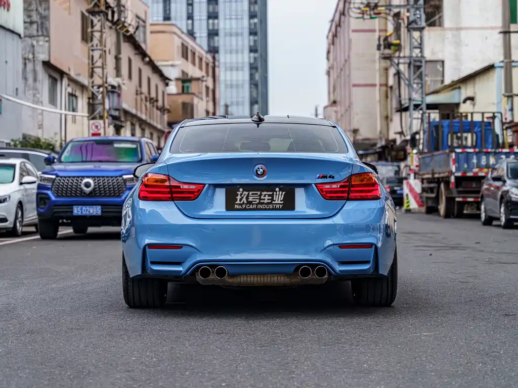 BMW M4 2015 — фото 4