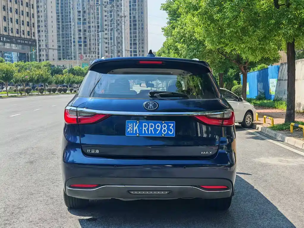 BYD Song MAX 2019 — фото 8