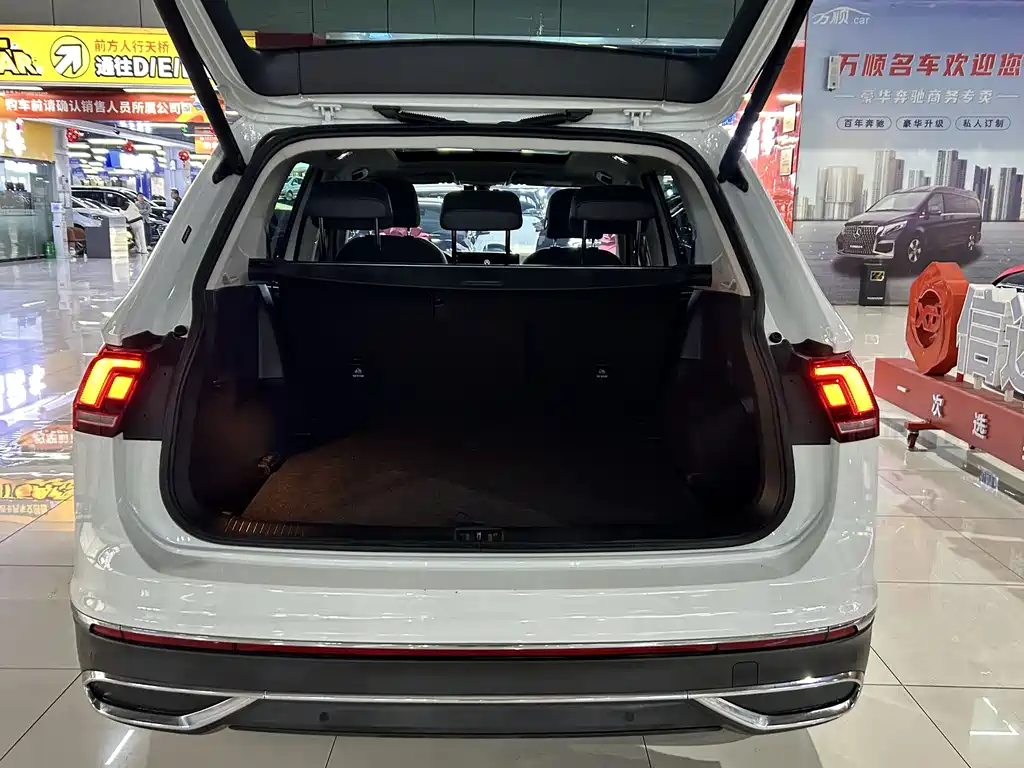 Volkswagen Tiguan L 2024 — фото 22
