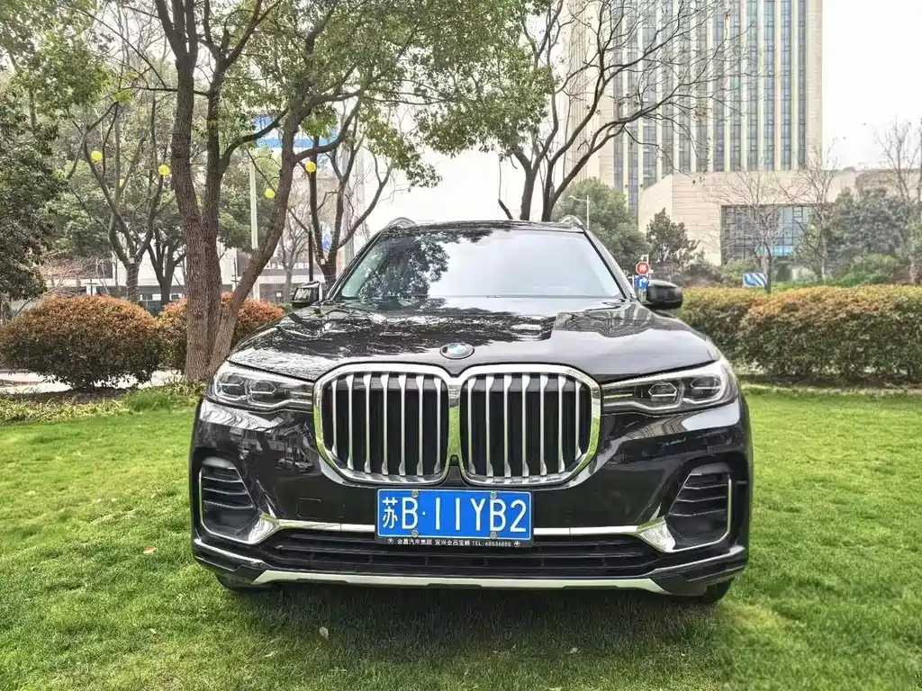 BMW X7 2022 — фото 2