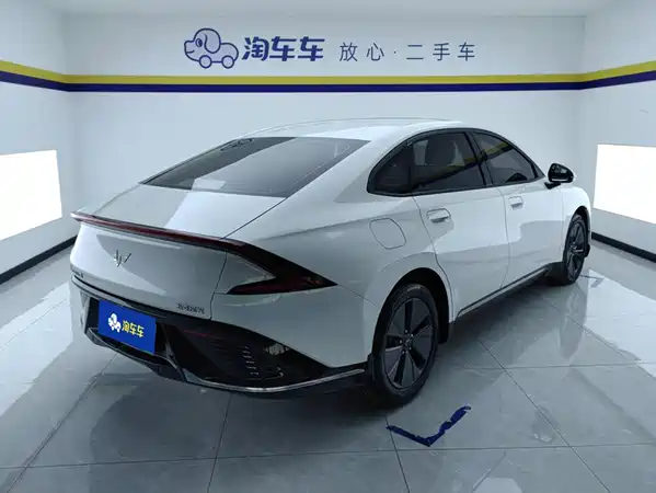 Wuling Starlight 2024