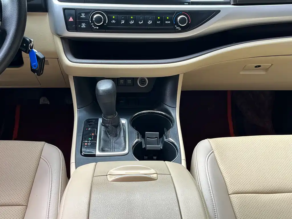 Toyota Highlander 2019 — фото 16