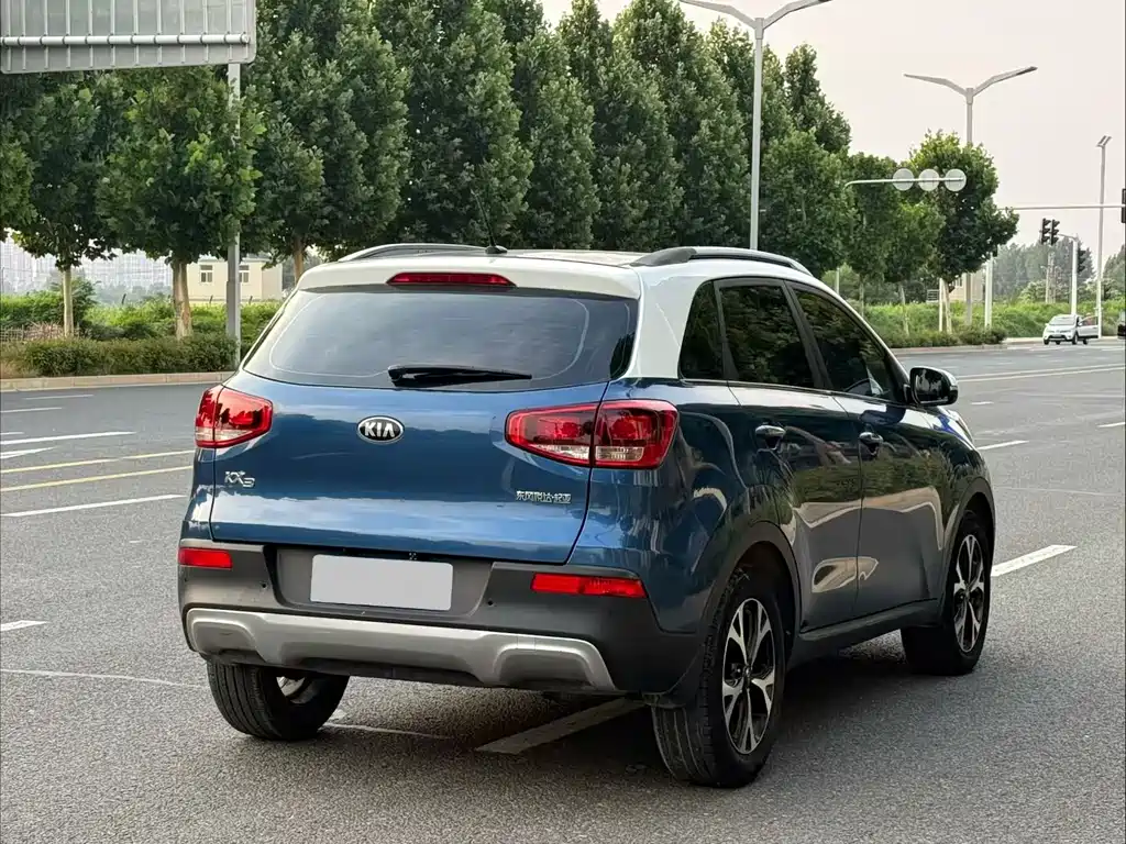Kia KX3 2016 — фото 9
