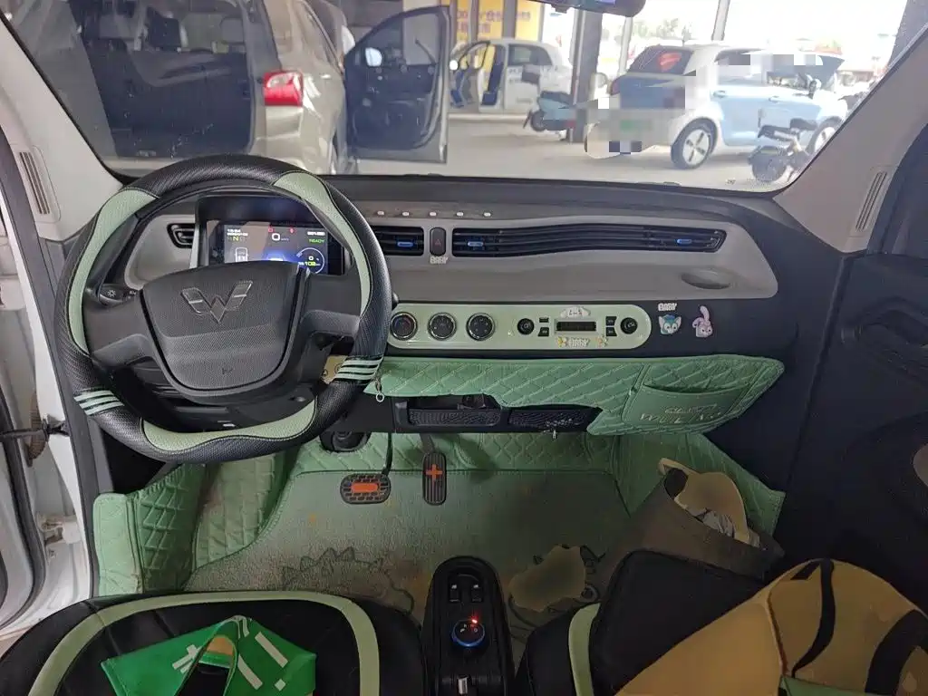 Wuling MINIEV 2023