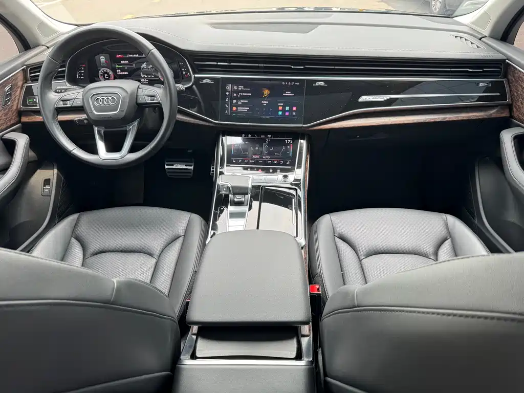 Audi Q7 2023 — фото 13