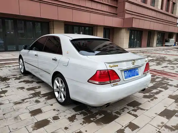 Toyota Crown 2006