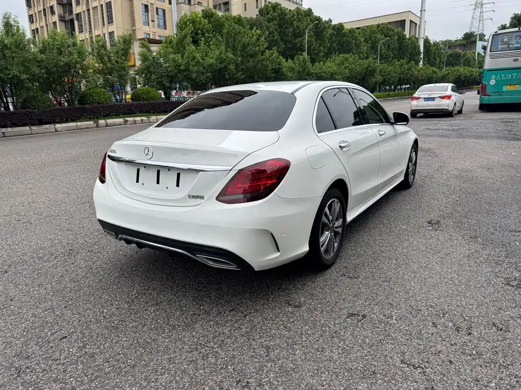 Mercedes-Benz C-Class 2020 — фото 9