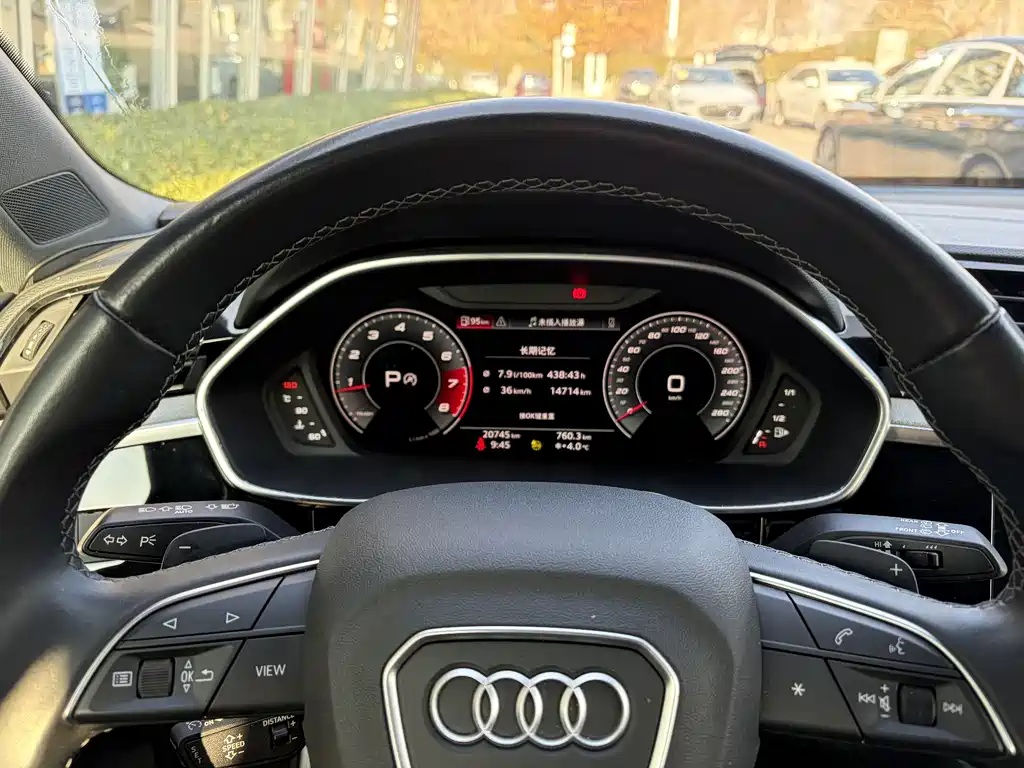 Audi Q3 2024 — фото 16