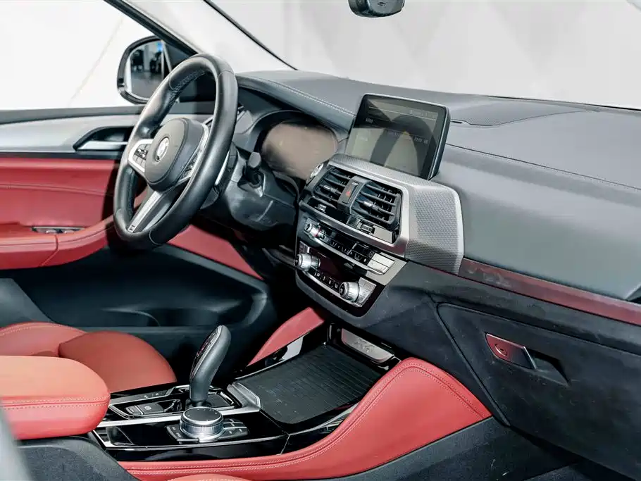 BMW X4 2021 — фото 17