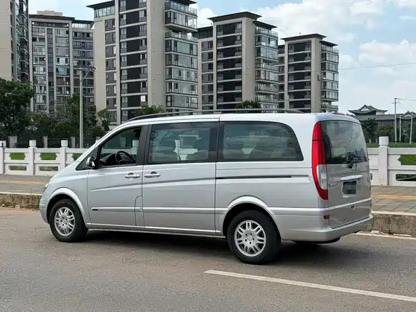 Mercedes-Benz Viano 2006