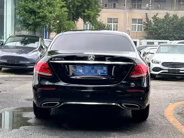 Mercedes-Benz E-Class 2018