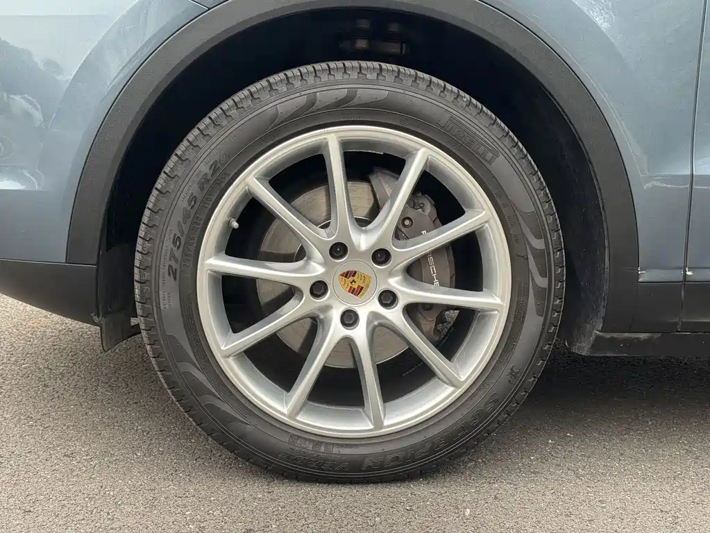 Porsche Cayenne 2019 — фото 15