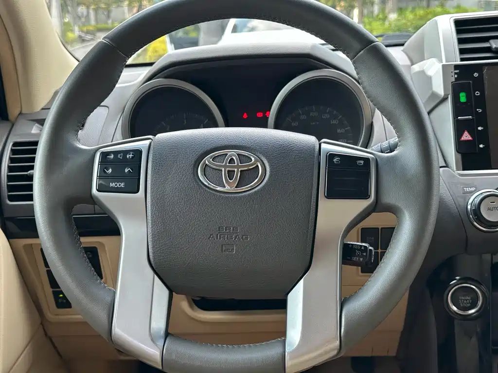 Toyota Prado 2017 — фото 17