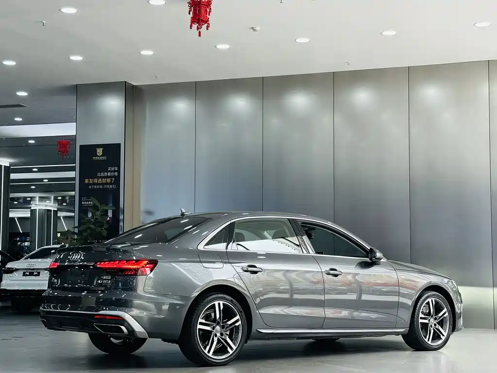Audi A4L 2020 — фото 7