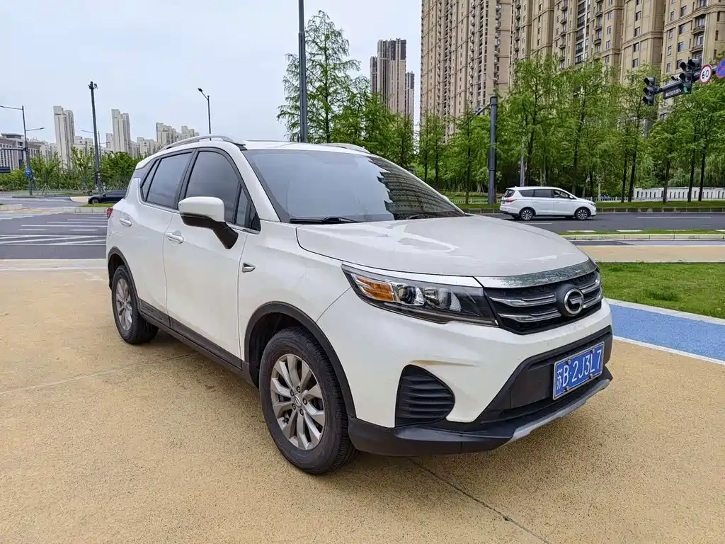 GAC Trumpchi GS3 2020 — фото 3