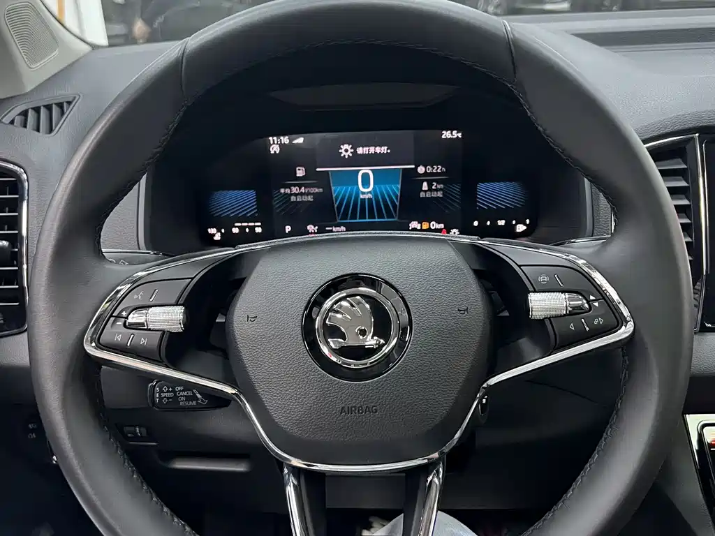 Skoda Karoq 2022 — фото 12