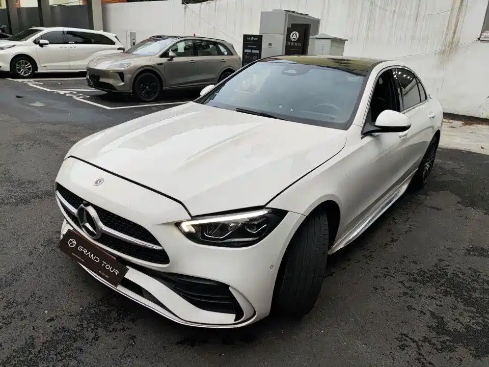 Mercedes-Benz C-Class 2022
