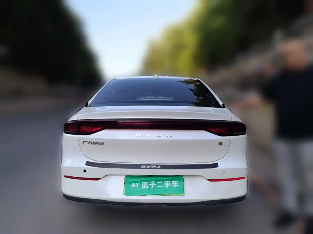 Aion S 2023
