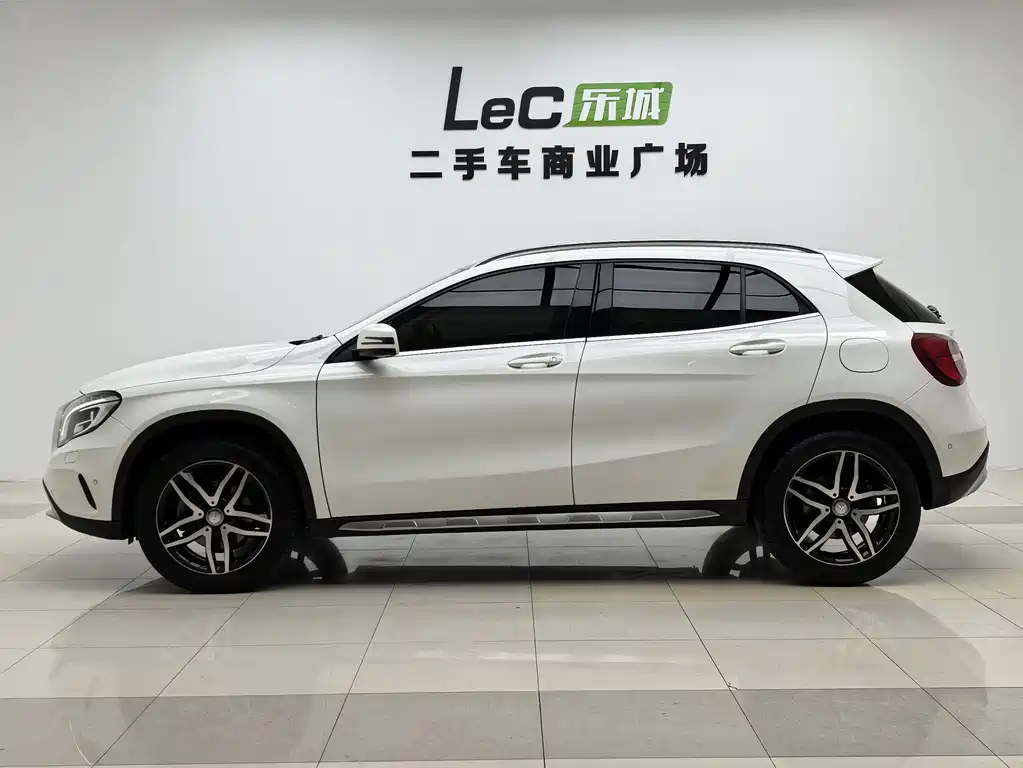 Mercedes-Benz GLA 2017