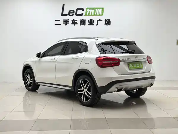 Mercedes-Benz GLA 2017