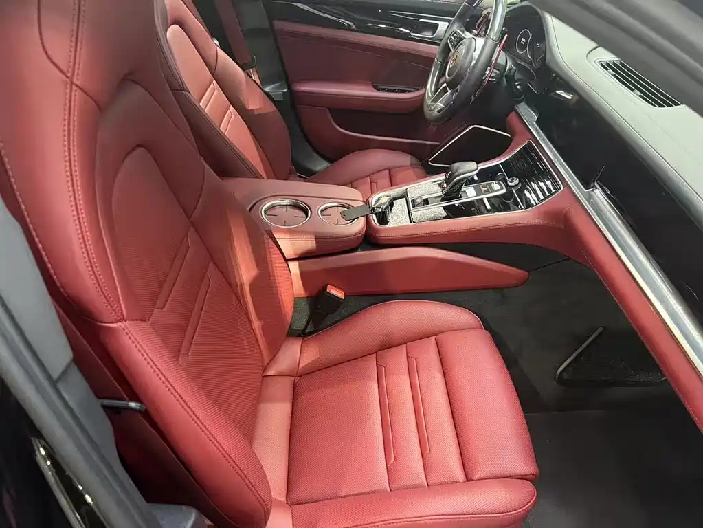 Porsche Panamera 2017 — фото 10