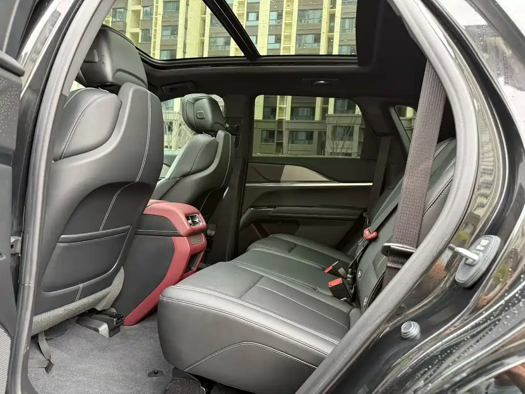 Cadillac XT5 2025