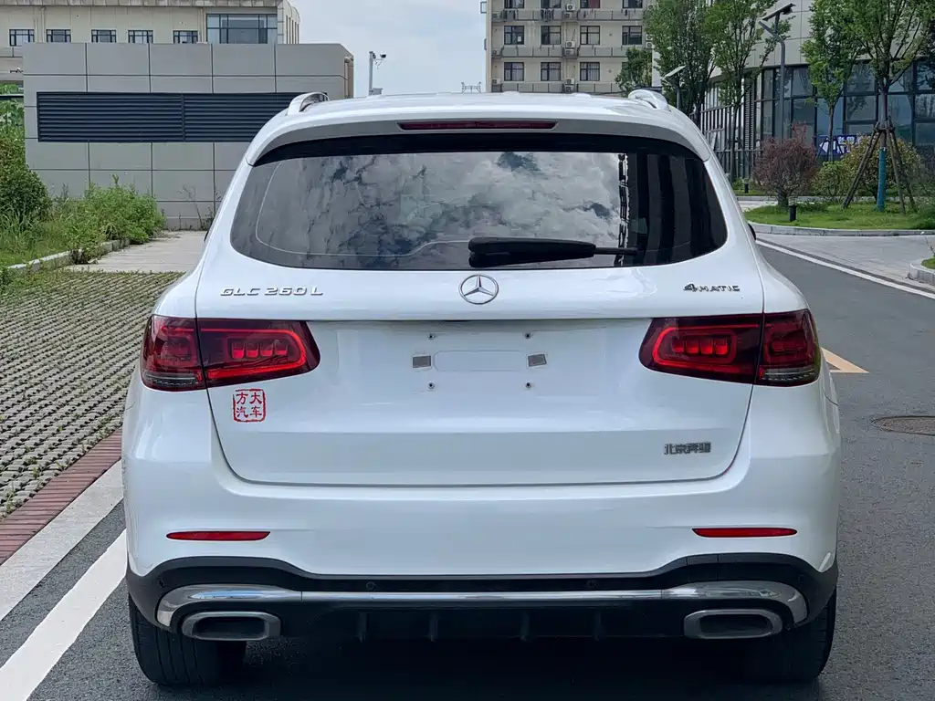 Mercedes-Benz GLC 2021 — фото 4