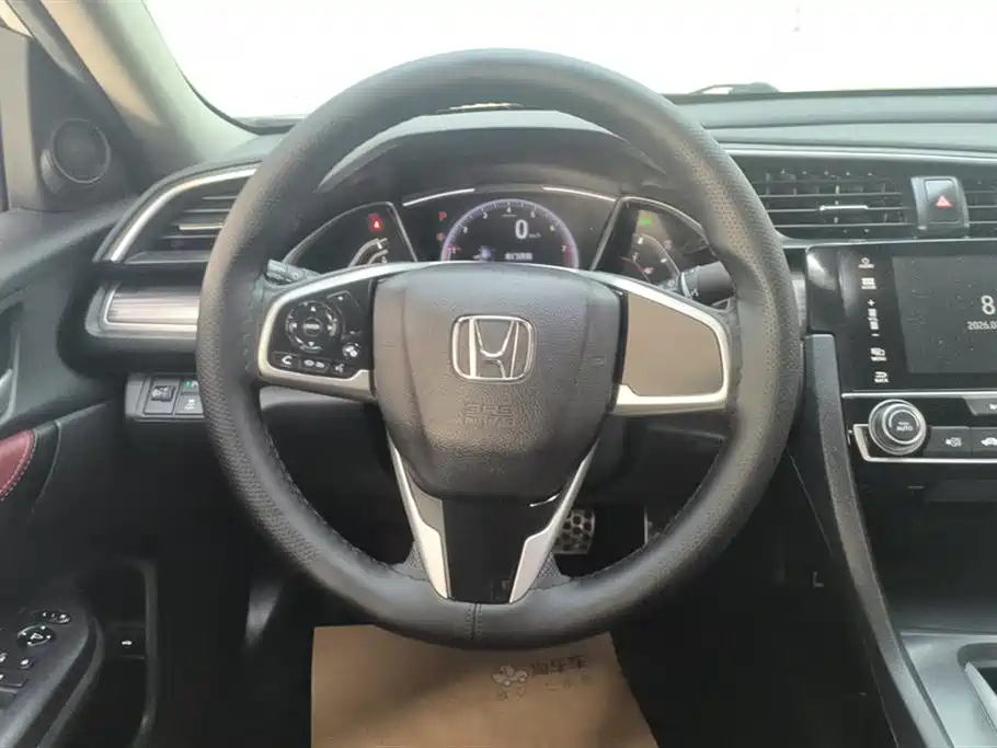 Honda Civic 2020 — фото 15