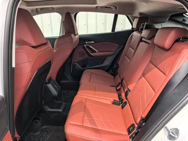 BMW X2 2025
