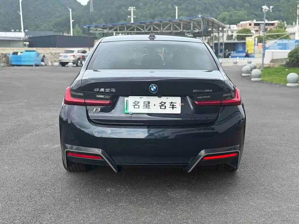 BMW i3 2023 — фото 9