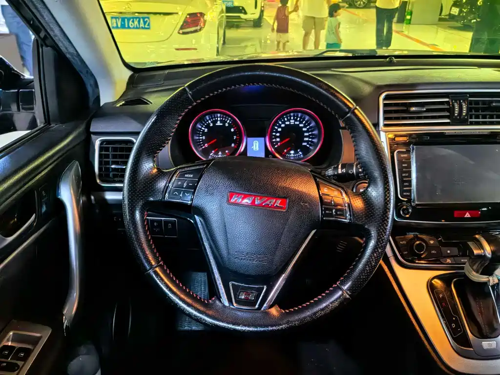 Haval H6 2015 — фото 7