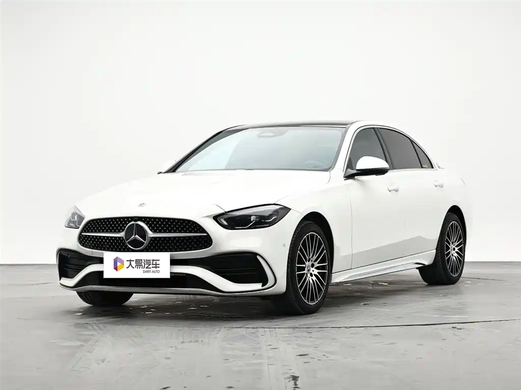 Mercedes-Benz C-Class 2024