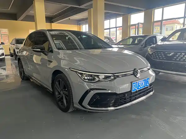 Volkswagen Golf 2023