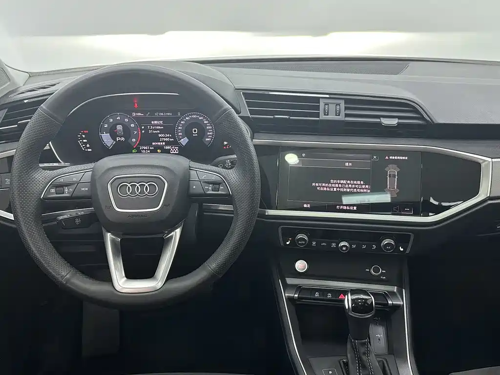 Audi Q3 2022 — фото 11