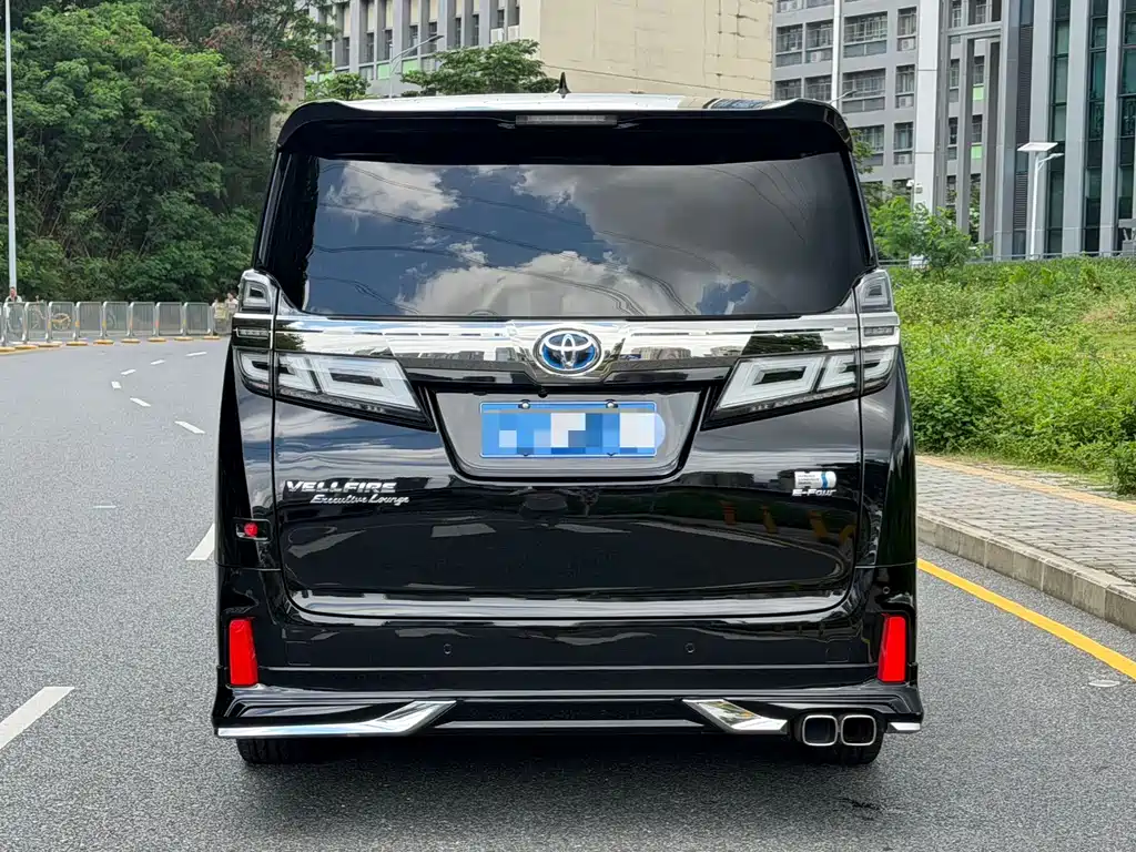 Toyota Vellfire 2021 — фото 6