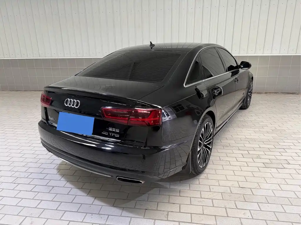 Audi A6L 2016