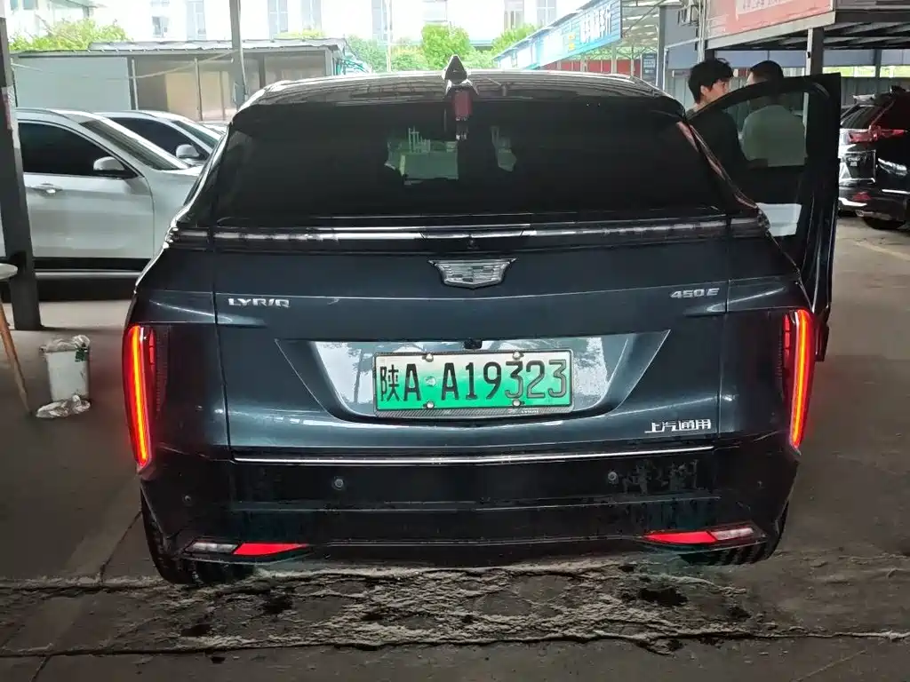Cadillac Lyriq 2023