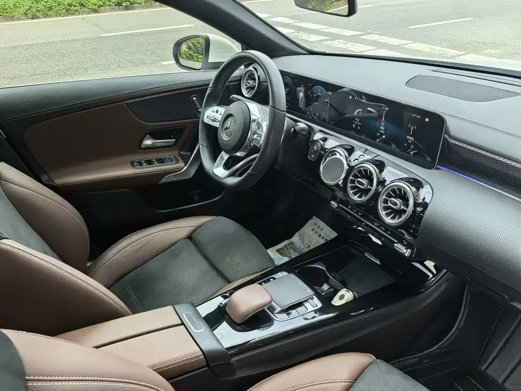 Mercedes-Benz A-Class 2020 — фото 8