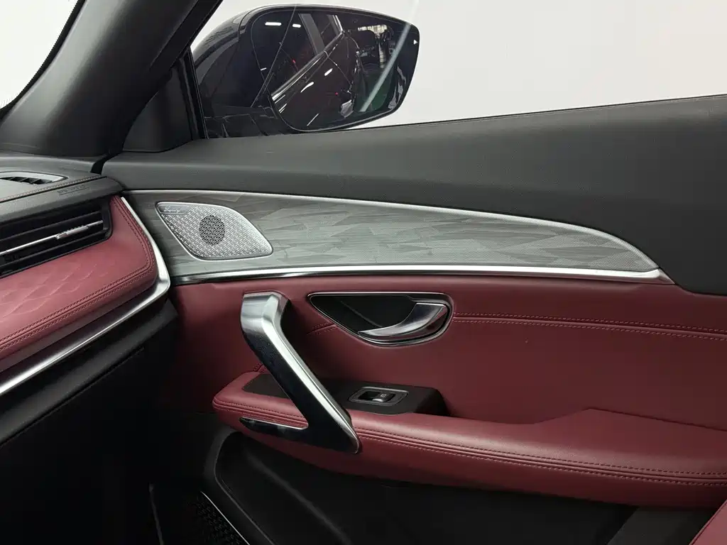 Jetour Jietu X70 PLUS 2023 — фото 12