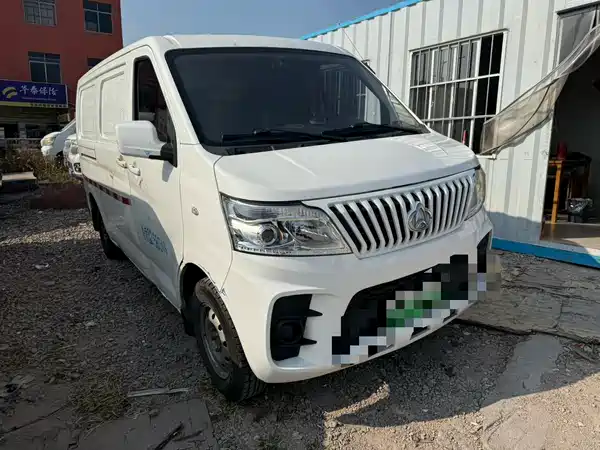 Changan Ruixing EM60 2022