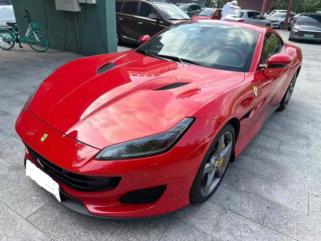 Ferrari Portofino 2019 — фото 1