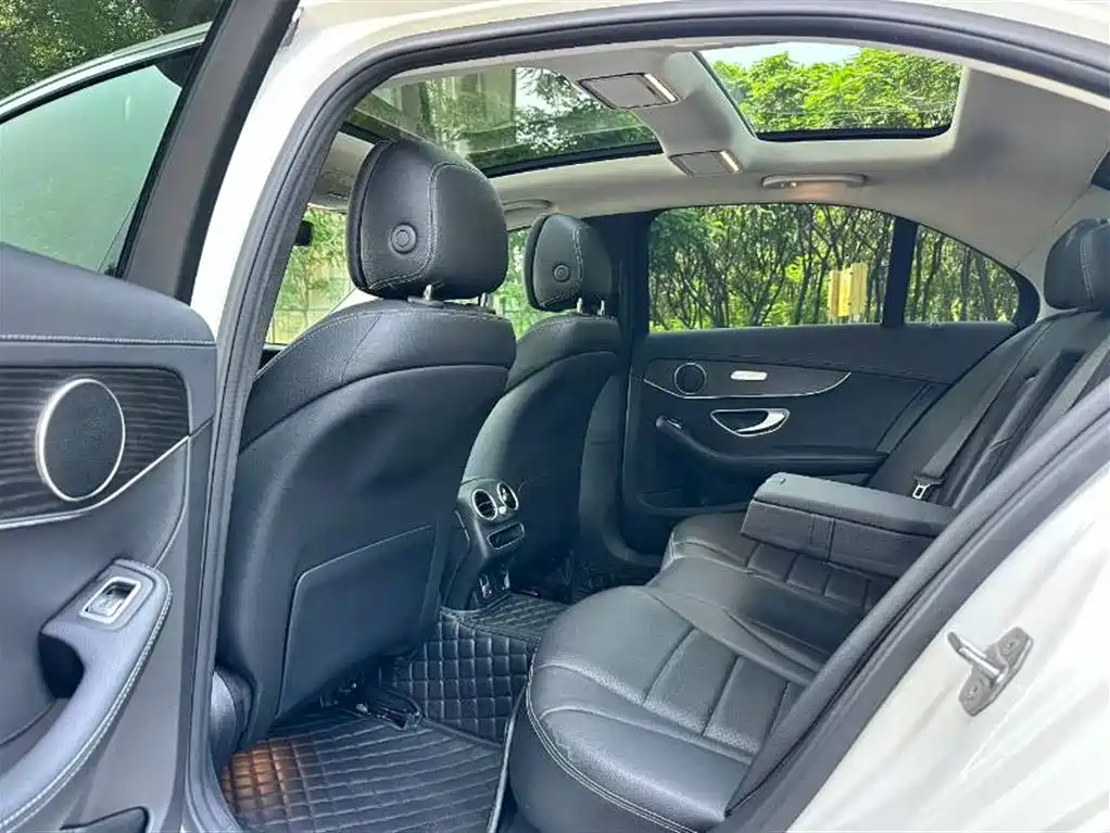 Mercedes-Benz C-Class 2021 — фото 12